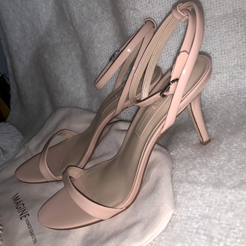 Pink Vince Camuto Im-Rayan heels